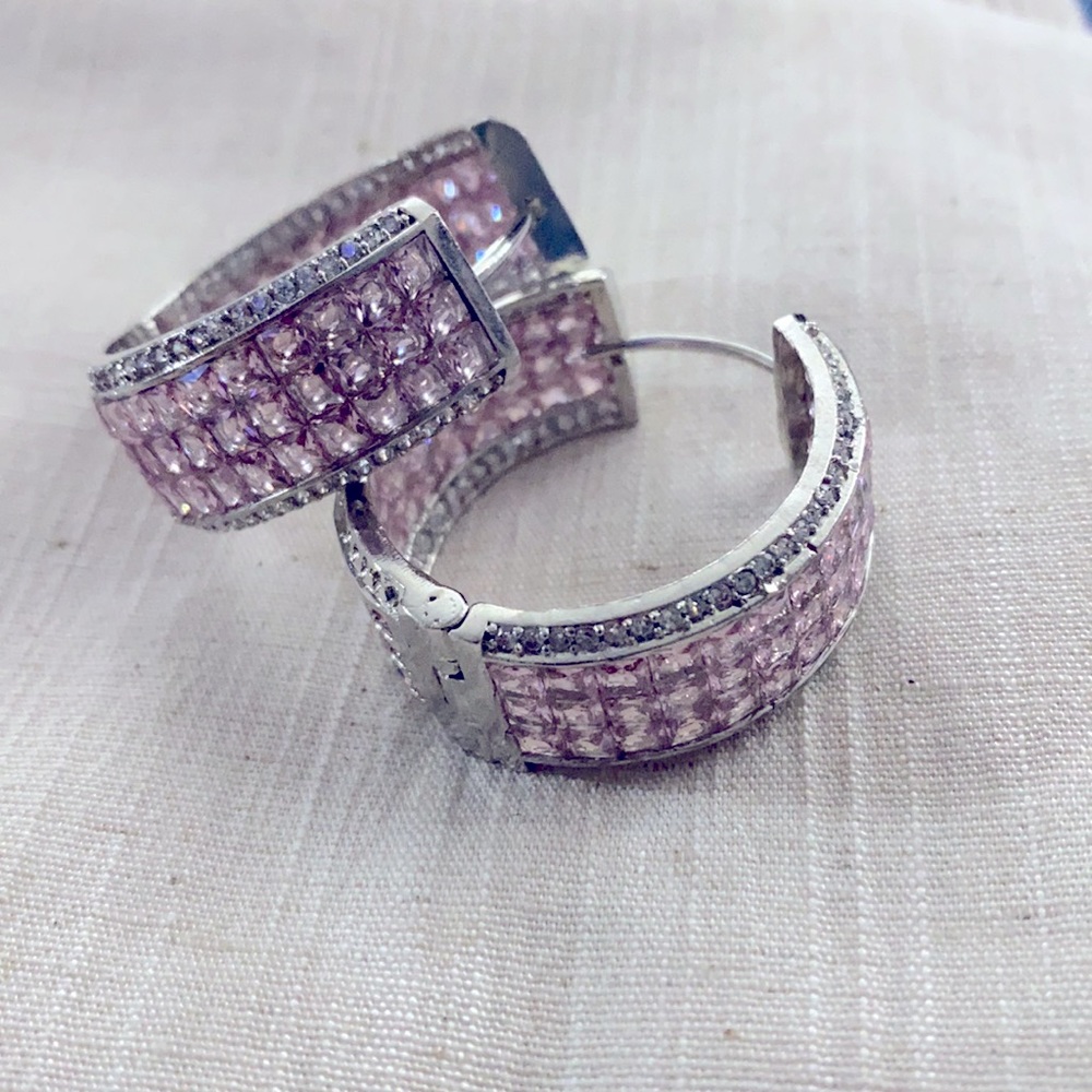 Hoops - Picture 4 of 4